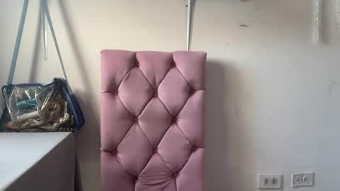 kariina candy and fox online show from August 12, 3:03 pm