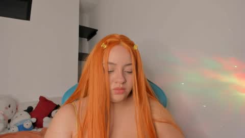 kariina_wong online show from May 19, 11:38 pm