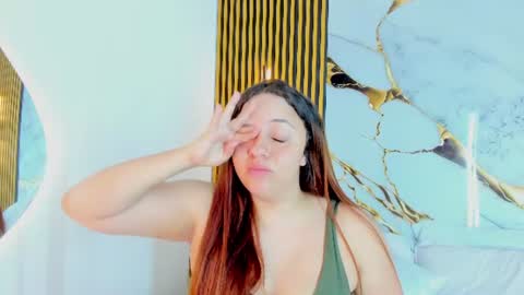 kariina_wong online show from July 25, 11:20 pm