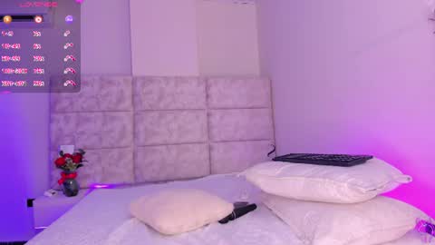 karimee15 online show from August 12, 9:06 pm