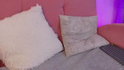 karina2smith online show from August 13, 11:08 pm