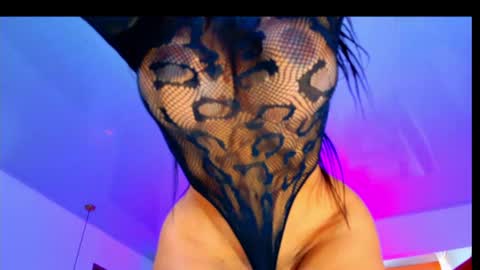 karina4squirt online show from August 13, 4:21 pm