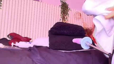 karina_gomez_18 online show from August 6, 5:56 pm