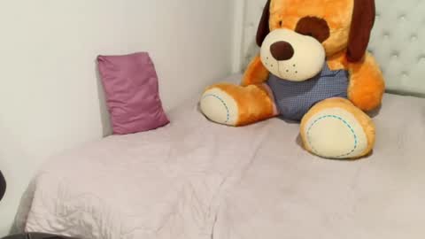 karina online show from June 9, 2:01 pm