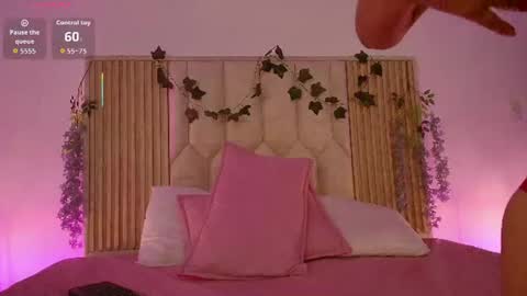 karina online show from August 9, 12:33 am