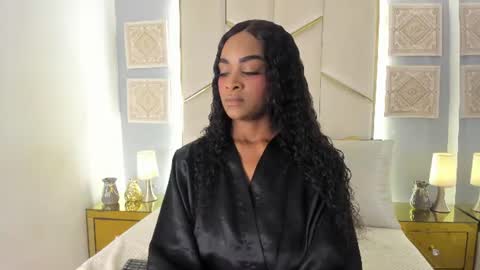 karinaacox online show from August 1, 12:55 pm