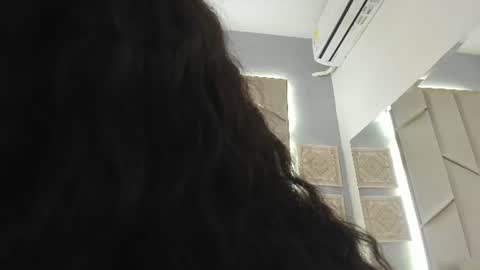 karinaacox online show from August 2, 5:53 pm