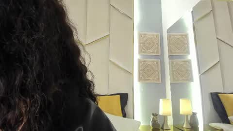 karinaacox online show from August 3, 5:31 pm