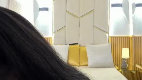 karinaacox online show from August 7, 6:30 pm