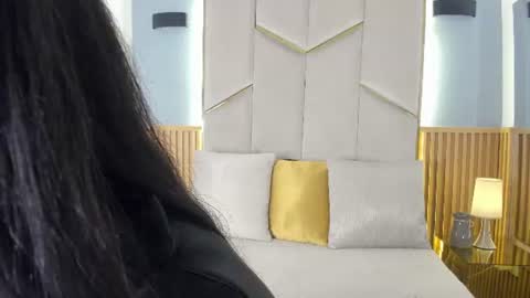 karinaacox online show from August 9, 3:02 pm