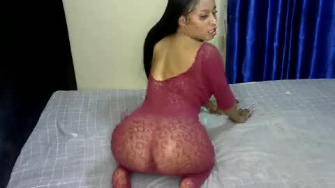 karinda_d online show from August 11, 3:36 pm