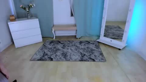Karina  online show from August 14, 1:26 pm