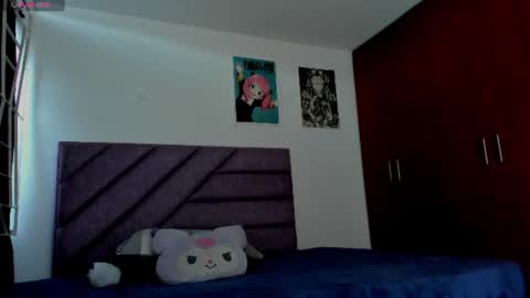 KARINNA  RAVEN online show from August 3, 10:17 pm
