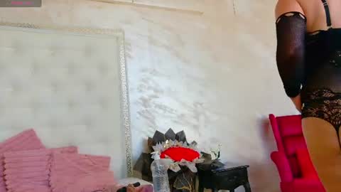 KARISSIA online show from August 11, 6:48 am