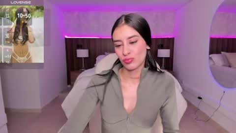 Karlaa  online show from August 5, 10:57 am