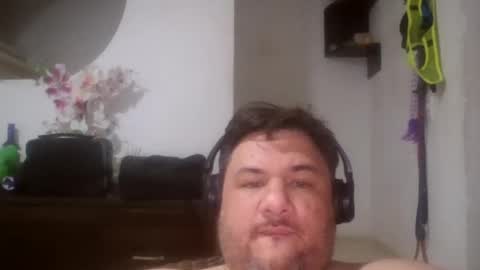 karlmagnus19 online show from August 5, 5:05 am