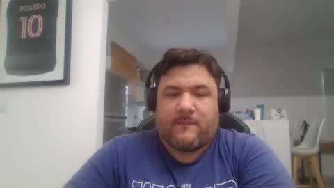 karlmagnus19 online show from August 5, 10:52 pm