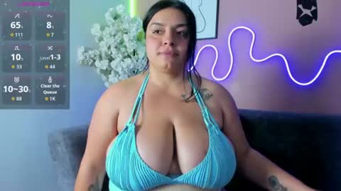 karo_linee online show from August 6, 4:50 pm