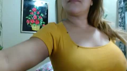 karol0022 online show from July 25, 10:36 pm