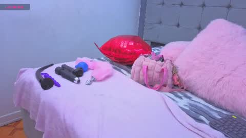 Karol online show from August 13, 6:33 pm