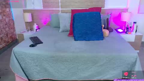 KAROL SCOTT online show from August 4, 2:52 am