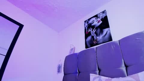 karol_wish online show from August 9, 9:32 am
