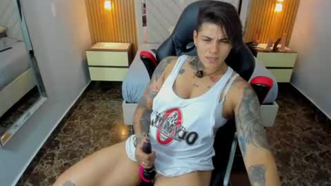 Karol and Luna online show from August 10, 8:21 pm