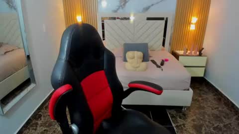 Karol and Luna online show from August 14, 12:20 pm