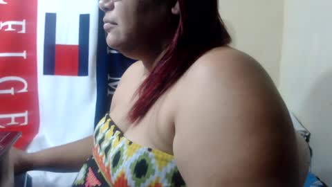 karolbb21 online show from August 3, 9:00 pm
