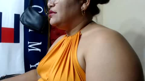 karolbb21 online show from August 7, 8:42 pm