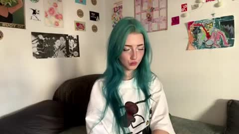 Karoline here online show from August 14, 1:48 pm