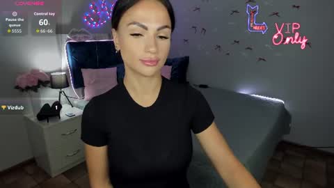 Karolina online show from August 6, 7:07 am