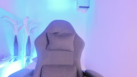 Karol  online show from August 11, 12:40 pm