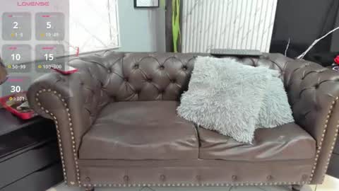 My name is  Miss Karol online show from August 15, 11:47 am