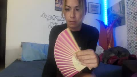 karolstar888 online show from July 18, 12:44 am