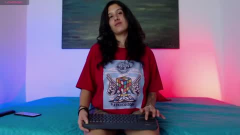 karolyne_lee online show from August 16, 5:44 am