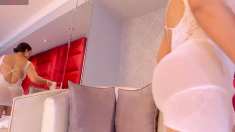 Kasandra Hall online show from August 15, 8:35 pm