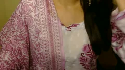 kashish___ online show from July 17, 5:24 pm