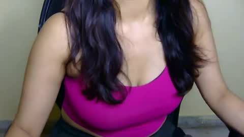 kashish___ online show from July 20, 3:15 pm