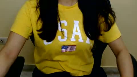 kashish___ online show from July 29, 1:18 pm