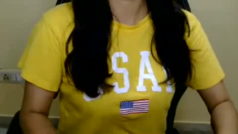 kashish___ online show from July 29, 2:35 pm