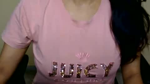 kashish___ online show from August 18, 2:12 pm