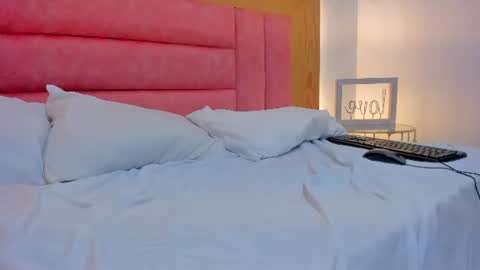 kassandra_miller online show from August 8, 4:40 pm