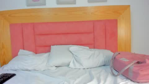 kassandra_miller online show from August 9, 12:06 pm