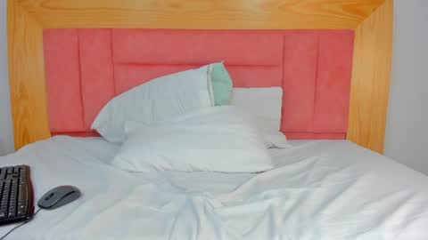 kassandra_miller online show from August 9, 3:24 pm