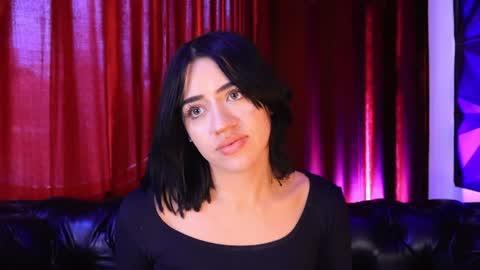 Lauren online show from August 7, 8:20 pm
