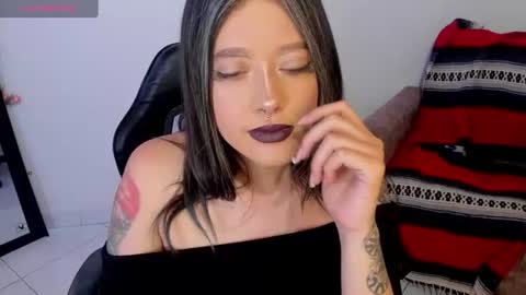 Alicia online show from August 9, 5:30 am