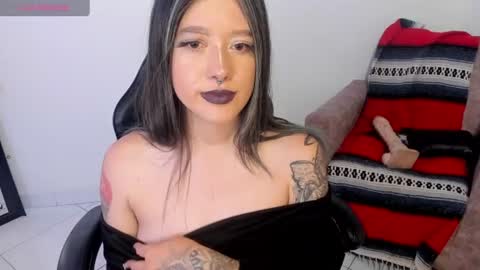 Alicia online show from August 9, 9:54 am