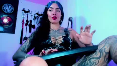 Kat online show from July 7, 2:37 am