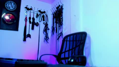 Kat online show from August 4, 5:26 am